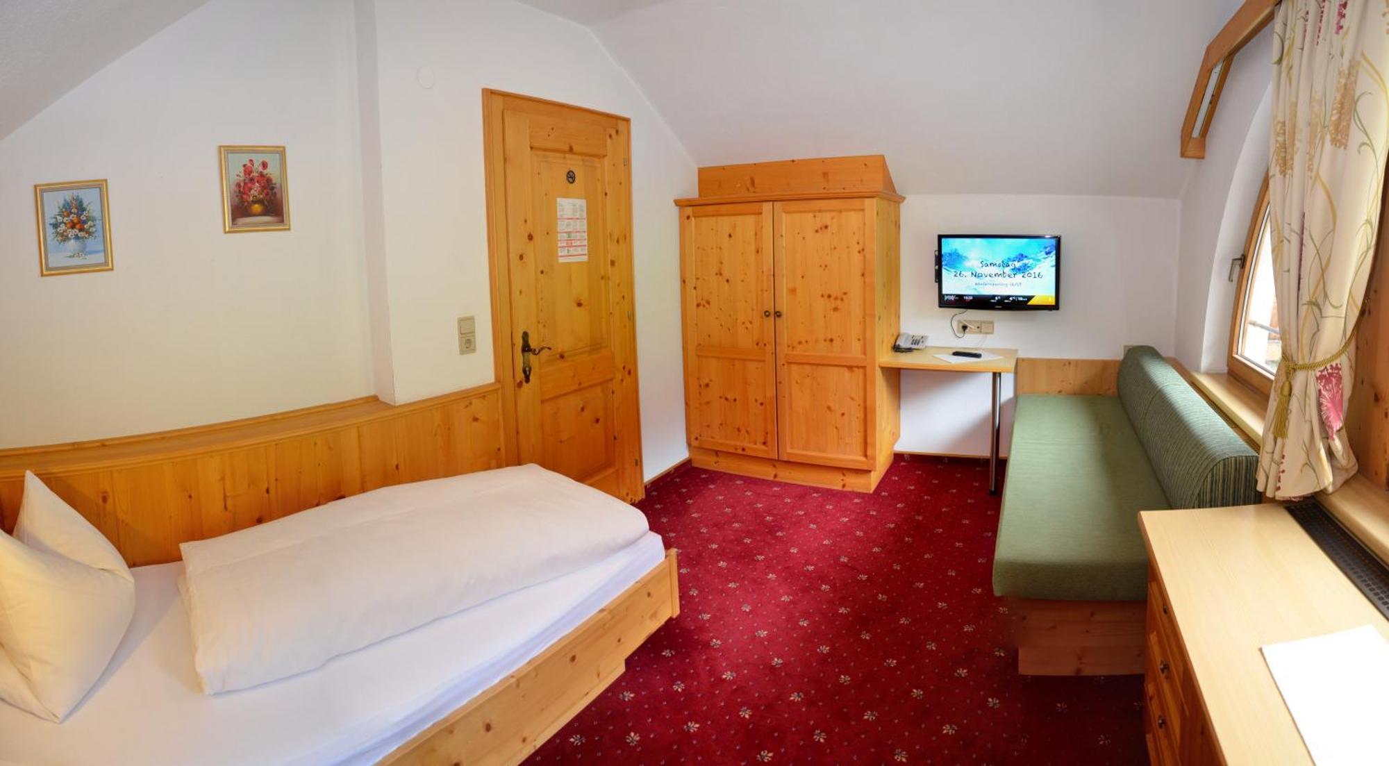 Hotel Garni Alpenblick Ischgl Esterno foto